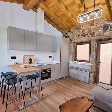 ロッジ As Casinas Da Figueira By Serendipia Turismo *